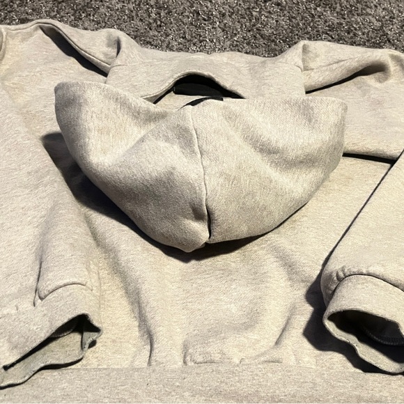 Essentials hoodie - Picture 9 of 10